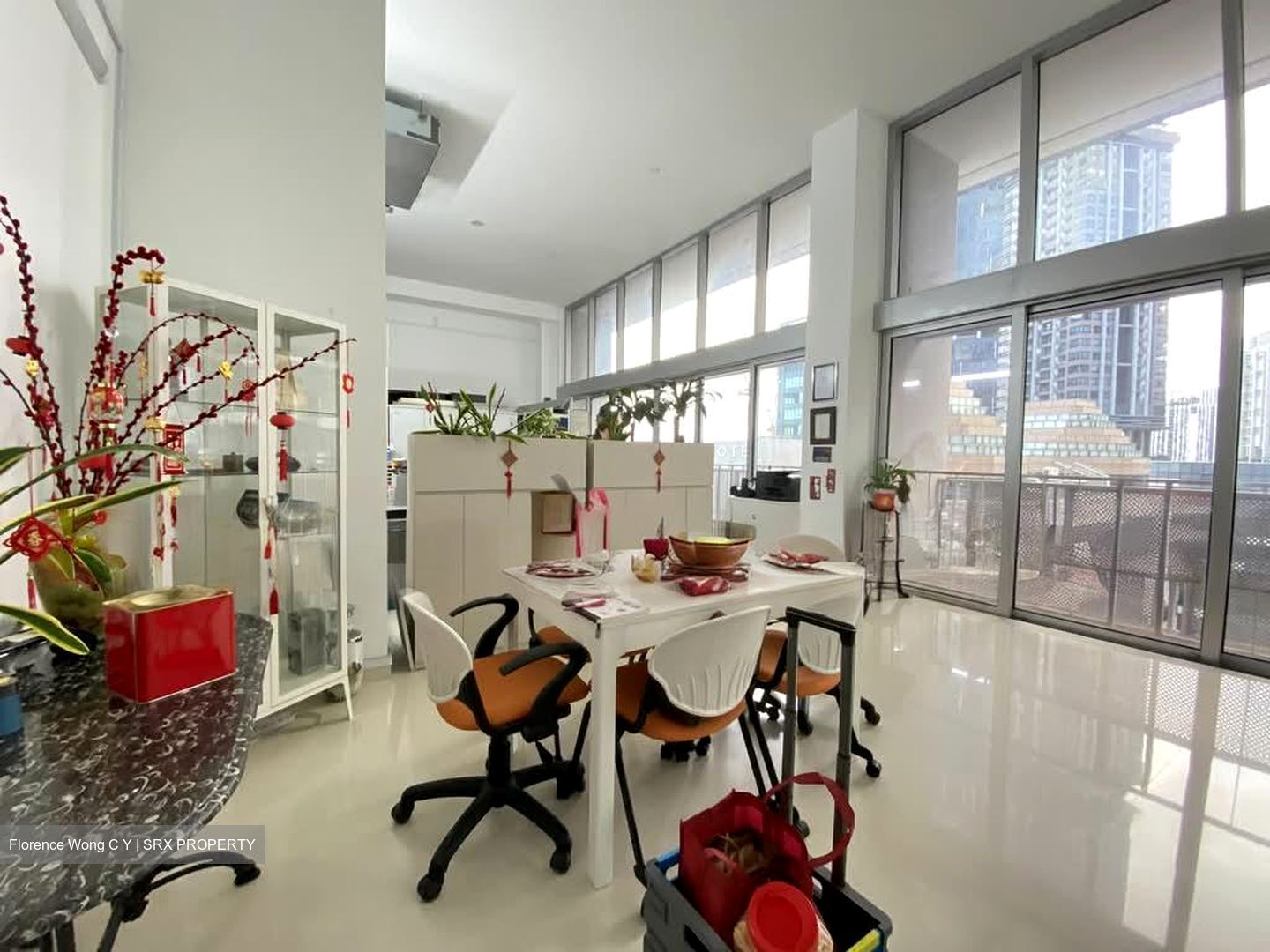 Eon Shenton (D2), Office #565821291